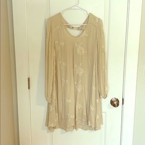 Long sleeve cream dress